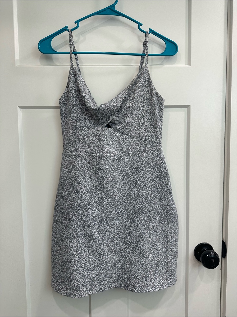 Abercrombie & Fitch Light Blue Floral Spaghetti Strap Twist-Front Mini Dress